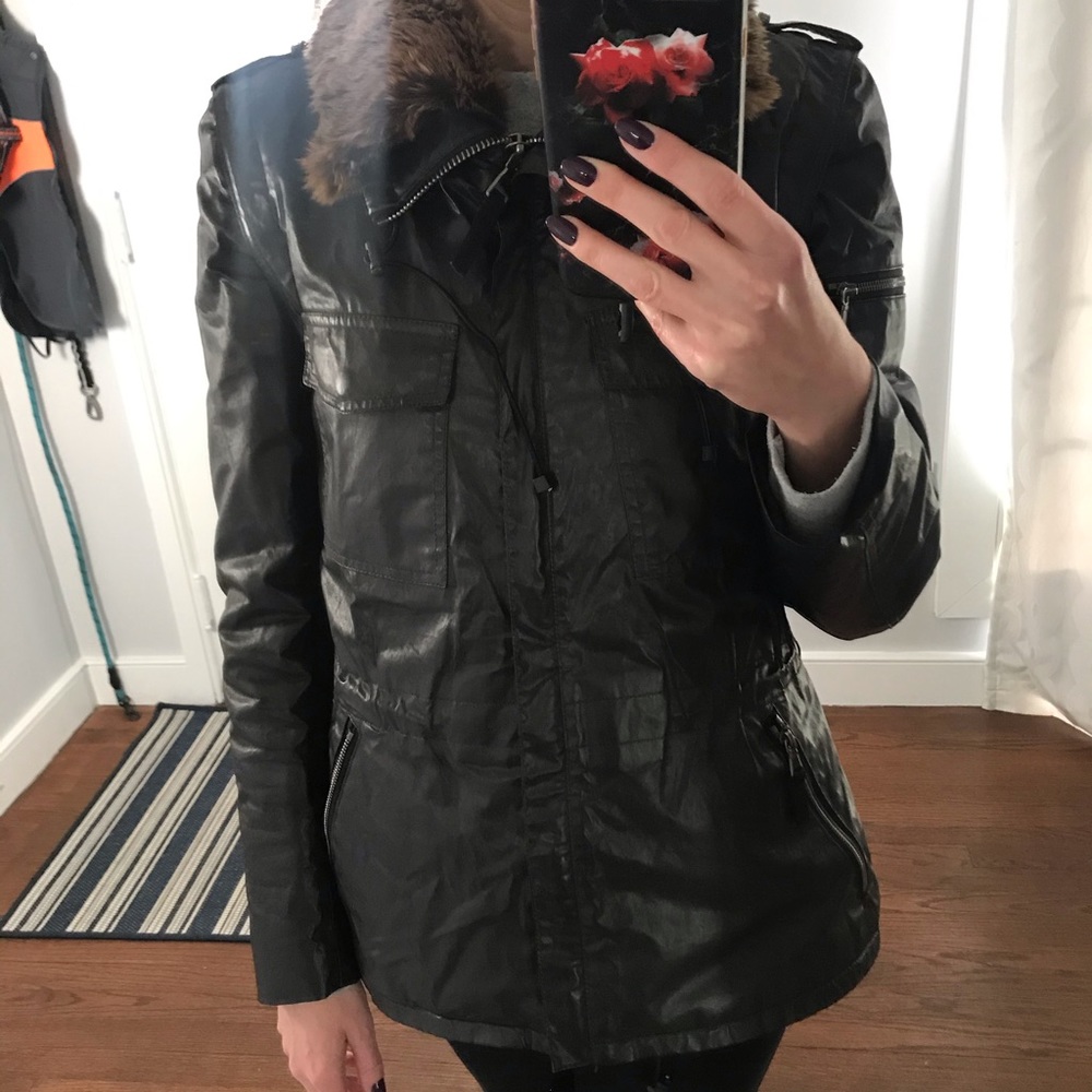 SAM. Jacket/vest, short, real rabbit fur collar